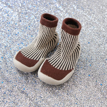 Load image into Gallery viewer, Unisex Baby Shoes First Shoes Baby Walkers Toddler First Walker Baby Girl Kids Soft Rubber Sole Baby Shoe Knit Booties Anti-slip
